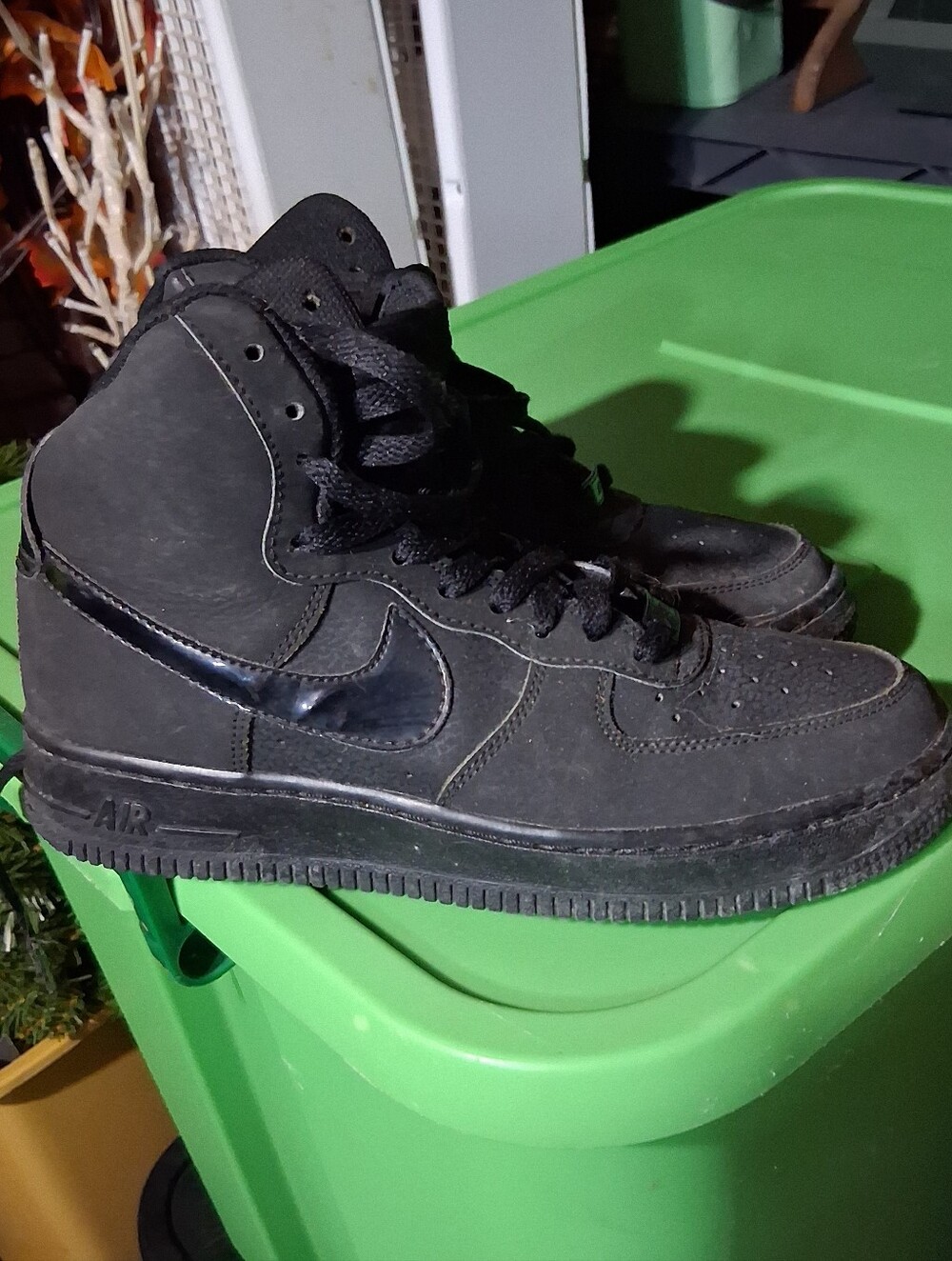 Nike Air Force 1 Black Shoes